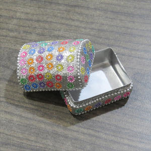 Petite boîte à bijoux, boîte à bibelots de différentes couleurs, boîte à bibelots décorative faite à la main, cadeau de mariage, boîte à bibelots en aluminium - Product Image 1