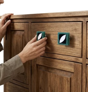 Poignée de meuble carrée en résine, bois et métal, motif feuille, pour cuisine, mobilier moderne, écologique, multifonctionnelle, finition durable - Product Image 2