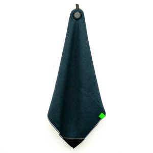 Serviette de golf personnalisée avec logo imprimé en couleur unie, vente en gros, design de luxe, haute qualité, légère - Product Image 6