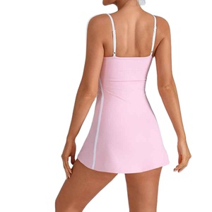 Tenue de tennis pour femmes de haute qualité, tissu athlétique lisse, respirant, flexible, coupe moderne, élégante et confortable - Product Image 2