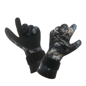 Gants de pêche légers en polyester camouflage, trois doigts libres, imperméables, antidérapants, coupe-vent, pour la plongée, les activités de plein air, unisexes - Product Image 1