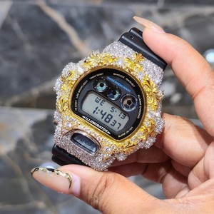 Reloj Digital de Cuarzo con Incrustaciones de Moissanita, Caja Redonda de 42 mm en Tono Dorado, Correa de Acero Inoxidable, Resistente al Agua, Caja de Regalo - Product Image 1