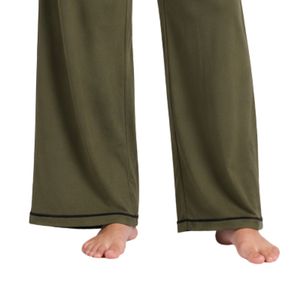 Conjunto de Salón para Mujer Negro y Verde Oliva del Fabricante: Cárdigan Corto de Manga Larga y Pantalones de Pijama de Pierna Ancha, Ropa de Dormir de Punto Suave, Prendas OEM - Product Image 6
