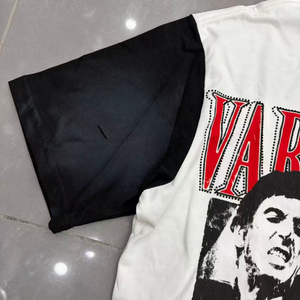 Fournisseur en gros de vêtements : T-shirt oversize de haute qualité en coton 100% infroissable, avec design à blocs de couleurs noir et blanc et manches à effet délavé, style streetwear - Product Image 3