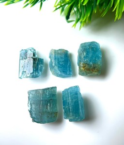 Cristaux bruts d'aquamarine brésiliens, qualité facettée, pierre naturelle bleue pour la fabrication de bijoux, vente en gros - Product Image 6