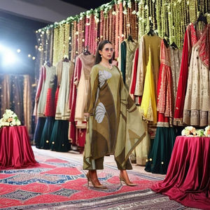 Ensemble de costume en soie de luxe avec broderie à la main et dupatta en organza floral pour femmes, vêtements ethniques - Product Image 3