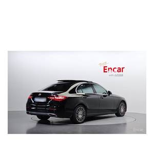 Mercedes-Benz Classe C C300 4MATIC Avantgarde 2024, 27 737 km, Euro V, Boîte de vitesses automatique, Volant à gauche, Caméra de recul - Product Image 2