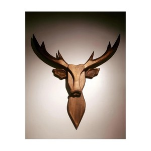Sculpture murale en bois faite à la main tête de cerf, décoration rustique animale pour salon, à suspendre – Meilleure vente - Product Image 1