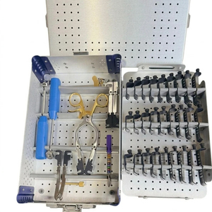 Juego de Retractores Cervicales Ortopédicos, Instrumentos Quirúrgicos Premium para Cirugía de Columna Vertebral - Product Image 1