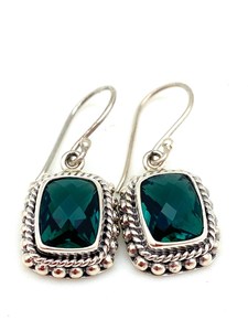 Boucles d'oreilles vintage en argent sterling et quartz vert, faites à la main, élégantes, bijoux pour femmes, pour mariage, fête, cadeau - Product Image 6