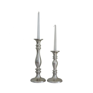 Centres de table décoratifs de mariage uniques pour la maison Ensemble de bougies de Noël en métal et aluminium avec bougeoir - Product Image 5