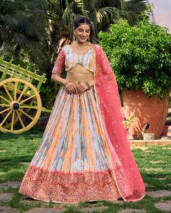 Ensemble Lehenga Imprimé : Blouse Courte et Jupe Plissée – Tenue Ethnique pour Mariages et Festivals - Product Image 6