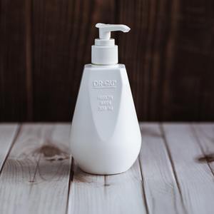 Hairlth Wash Parfum Herbal Doux Tous types de cheveux Unisexe Cheveux et cuir chevelu Singapour Anti-pelliculaire Tous les groupes d'âge 300ml Liquide - Product Image 3