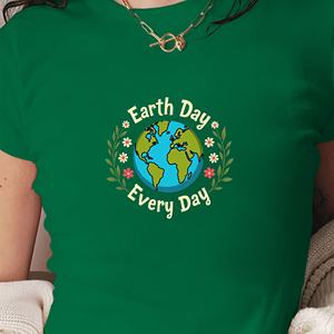 Camiseta corta de moda para mujer con ilustración del Día DE LA Tierra - Product Image 4