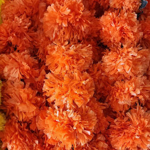 Guirnalda de Caléndulas Artificiales Larga, Hecha a Mano, de Plástico, para Diwali, Bodas y Fiestas Indias, Venta al Por Mayor, Color Naranja, Purvang Global - Product Image 1