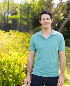 Polo à manches courtes en coton/spandex de couleur unie pour homme, style décontracté pour l'été, col rabattu, style doux, vêtements pour adultes - Product Image 4
