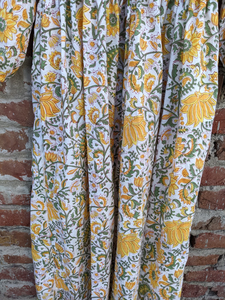 Vestido maxi indio con estampado floral, de algodón y gasa, con bordado y borlas, cuello en V, manga larga, para mujer. - Product Image 2