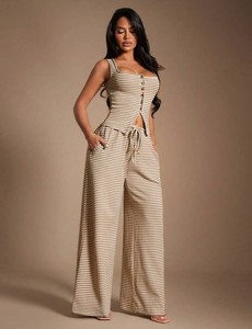 ชุดเซ็ตสไตล์คอร์เซ็ตสีเบจลายทางสำหรับผู้หญิง ประกอบด้วยเสื้อแขนกุดติดกระดุมด้านหน้า และกางเกงขายาวเอวสูงรูดเชือก - Product Image 5