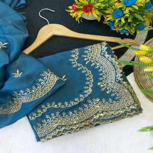 ผ้าซารี VASTRA COTTAGE รุ่นพรีเมียม สีฟ้าอมเขียว ลายดาว ทำจากผ้าจอร์เจตต์ พร้อมงานปัก สำหรับงานเทศกาล - Product Image 1