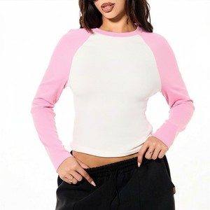 Camiseta de Manga Corta para Mujer, Estilo Chica Moderna, Raglán, Vintage, Streetwear Americano, con Logo, Verano, 100% Algodón, Elástica, Corte Ajustado - Product Image 3