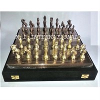 Plateau d'échecs en alliage de fer, 4 pièces, Collection de jeu classique, en métal, avec plateau métallique de luxe et rangement