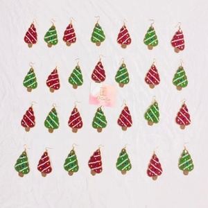 Noël femmes boucle boucles d'oreilles indiennes artisanales perlées boucles d'oreilles personnalisables en gros - Product Image 4