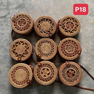 กระเป๋าสะพายไหล่หวายสานทำมือ ตกแต่งมุก พรีเมียม สำหรับฤดูร้อน เหมาะสำหรับวันเกิด ผลิตในเวียดนาม - Product Image 1