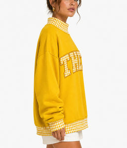 Sweat-shirt oversize à col montant pour femme, en tissu épais, avec patchwork personnalisé à carreaux vichy, style streetwear universitaire - Product Image 4