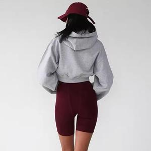 Sweat à capuche court pour femme, hiver, polyester/coton de haute qualité, couleur unie, logo personnalisable sur le devant, pull en molleton écologique - Product Image 5
