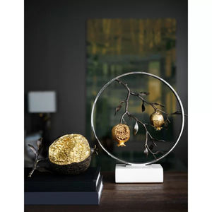 Escultura de Aluminio Inspirada en la Granada, Decoración Natural Moderna, Tema Dorado y Negro, Figura de Fruta para Mesa de Comedor, Decoración del Hogar Hecha a Mano - Product Image 4