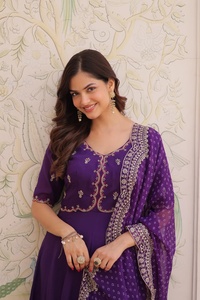 Latest Stunning Outfit for Party and Festive Function in <b>Beads</b> <b>Thread</b> Embroidery Work Salwar Kameez for Women Comfortable Fit - Product Image 6