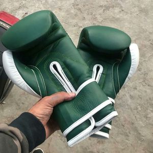 Guantes de Boxeo Personalizados con Logotipo e Impresión, Guantes de Boxeo Profesionales de Piel Sintética Hechos a Medida - Product Image 3