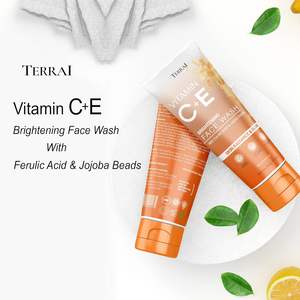 Nettoyant visage en gros à la vitamine C, doux, rafraîchissant, nourrissant et hydratant pour tous types de peaux - Product Image 2