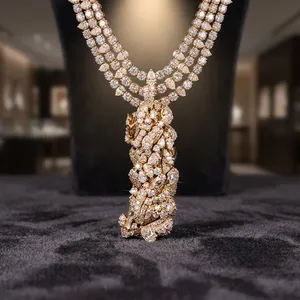 Colgante de Lujo de Oro Macizo con Diamantes, Colgante Hip Hop con Diamantes de Laboratorio Corte Pera, Certificado IGI, Joyería de Boda para Mujer, Amuleto - Product Image 1