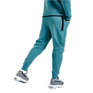 Reasonable Price Men's Wear Thick Winter Warm Fleece Tracksuits Classic Design Zipper Pockets Design Tracksuit For Men - Product Image 2