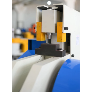 Máquina Hidráulica Semiautomática de Punzonado, Corte y Entallado de Uso Pesado |   Equipo de Fabricación de Metales Industrial de Alta Eficiencia - Product Image 4