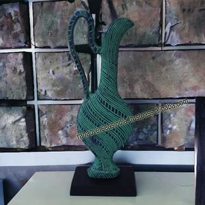 Escultura Surahi de Metal y Aluminio, Adorno de Estatua de Mesa de Escritorio PARA EL Hogar, Dormitorio, Sala de Estar y Oficina, Novedad - Product Image 3