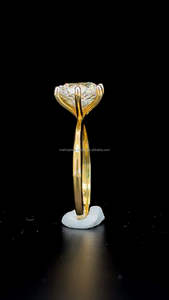 Venta al por mayor Vvs Moissanite 10K 14K 18K sólido amarillo chapado en oro compromiso anillos de boda para mujeres portugués corte diamante anillo - Product Image 6