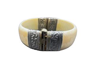 Brazalete Moderno de Cuerno de Buey Natural Hecho a Mano, Regalo Perfecto para Mamá, Regalo de Navidad, 1 Pieza - Product Image 4