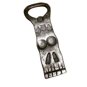 Nuevo diseño de abridor de botellas de hierro con acabado en polvo negro mate para decoración de bar, sacacorchos para vino, ideal para regalo. - Product Image 2