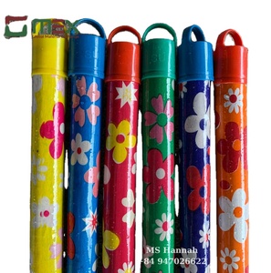 Palos de escoba de madera de Vietnam de exportación superior cabeza de plástico 120cm 20-25mm de diámetro diseño clásico ecológico directo de fábrica mejor precio - Product Image 1