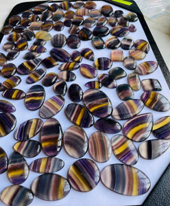 หินควอตซ์บำบัดแบบผสมทำจากฟลูออไรต์เรียบเนียนน่าอัศจรรย์ทรงหลวม - Product Image 1