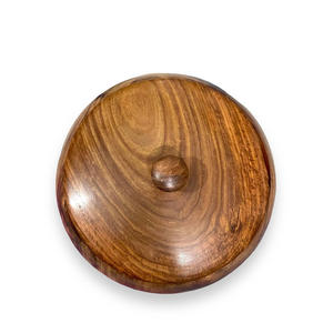 Pot de cuisson élégant en bois avec couvercle Design artisanal traditionnel Idéal pour ranger et servir des repas chauds Parfait pour la cuisine à domicile - Product Image 6