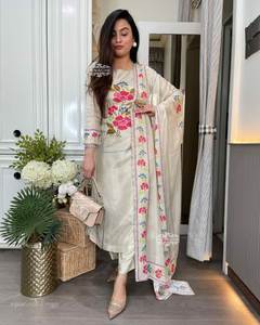 M TO XXL Size Most Attractive New Styles Pattern Stitch Daily & Office Party Special style/ this <b>womens</b> <b>Kurti</b> With 2026 Stole - Product Image 4