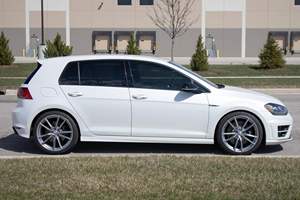 Volkswagen Golf <span class=keywords><strong>R</strong></span> <span class=keywords><strong>2017</strong></span> Usado, Transmisión Manual de 6 Velocidades, Motor Turbo de 4 Cilindros, Tracción en las Cuatro Ruedas, Algunas Modificaciones - Product Image 3