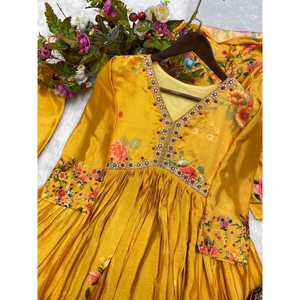 ชุดคลุมด้านล่างปักลายกระจกสำหรับงานปักลายแถบผ้า Chinon สีเหลือง - Product Image 4