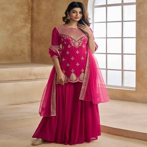 Ensemble Kurta Sharara en Georgette Rose Brodé VASTRA COTTAGE avec Dupatta à Bordure en Dentelle, Tenue Ethnique de Soirée pour Femmes - Product Image 1