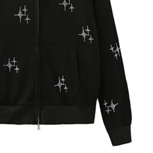 เสื้อฮู้ดดี้ประดับเพชรซิปแบบมีสไตล์ ปี 2026 ดีไซน์ทันสมัยสำหรับทุกเพศ สไตล์ฮิปฮอปแนวสตรีทแฟชั่น ผลิตจากผ้าฝ้ายฟลีซ 100% ให้ความอบอุ่นในฤดูหนาว - Product Image 3