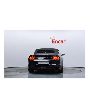 Ford Mustang Cabriolet 2020, 86 537 km, Volant à Gauche, Excellent État - Product Image 4