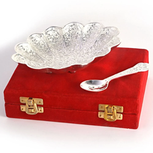 Cuenco plateado con cuchara, lujoso cuenco decorativo de metal para servir frutos secos, ideal como regalo de boda y decoración de mesa. - Product Image 1